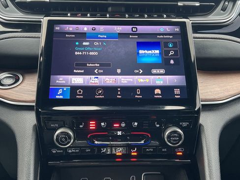 Used 2022 Jeep Grand Cherokee Summit w/ Adv Protech Group IV image 6