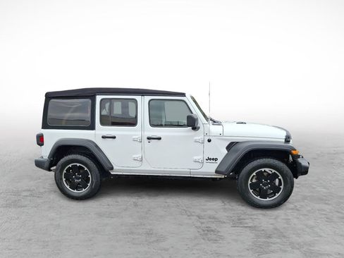 Used 2022 Jeep Wrangler Unlimited Sport image 6