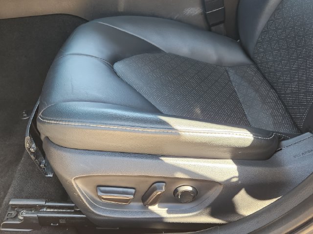 Used 2019 Toyota Camry XSE w/ Driver Assist Package FWD image 18
