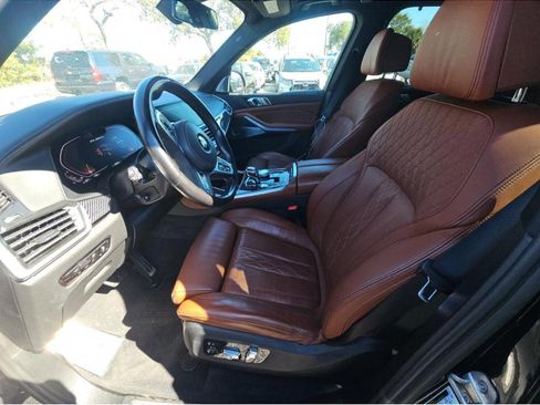 Used 2023 BMW X5 M50i w/ Executive Package image 25