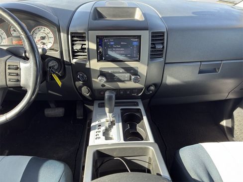 Used 2010 Nissan Titan PRO-4X w/ Pro-4x Premium Utility Pkg image 18