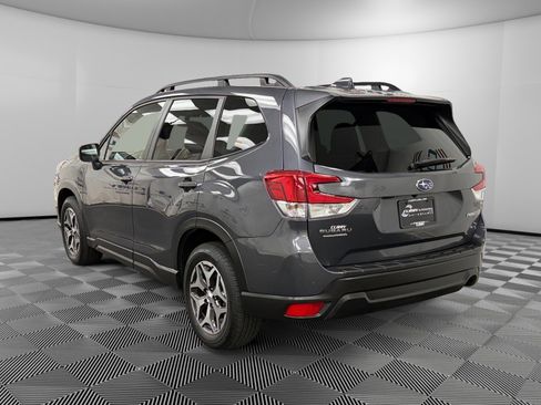 Certified 2023 Subaru Forester Premium image 3