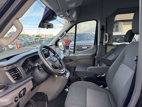 Used 2023 Ford Transit 350 XLT image 15
