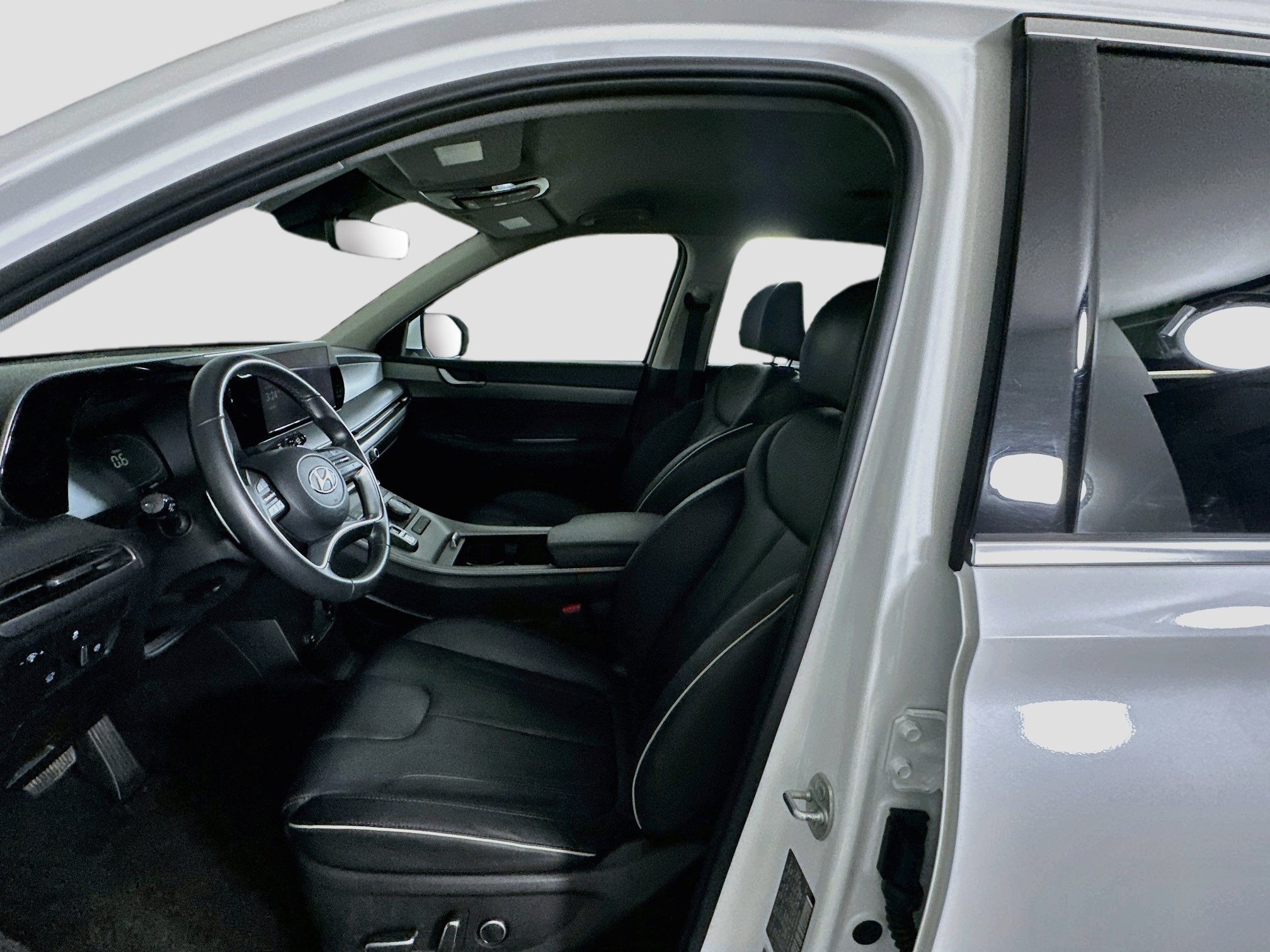 Used 2025 Hyundai Palisade SEL FWD image 13