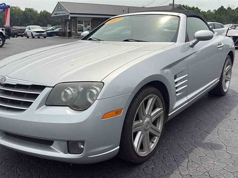 Used 2007 Chrysler Crossfire Limited RWD image 3