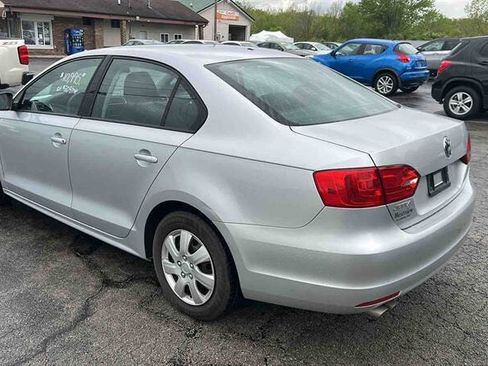 Used 2014 Volkswagen Jetta S image 5