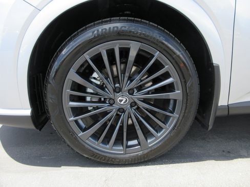 Used 2025 Lexus RX 350h w/ Convenience Package AWD/4WD image 49