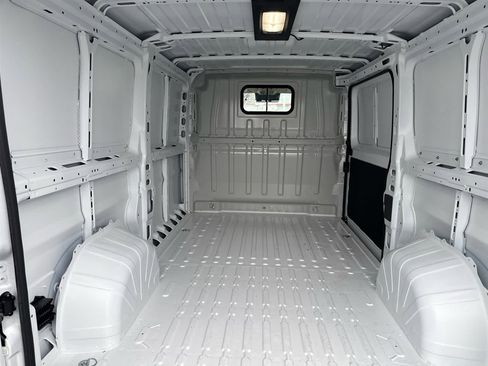 Used 2024 RAM ProMaster 3500 w/ Convenience Group image 19
