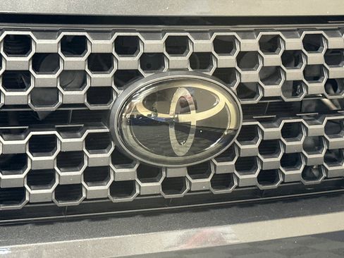 Used 2018 Toyota Tundra SR5 w/ TRD Sport Package image 42