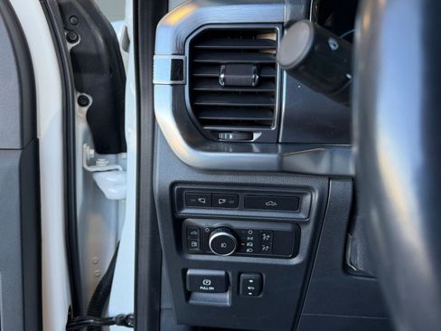 Certified 2021 Ford F150 Lariat w/ Equipment Group 502A High image 26