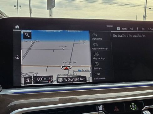 Used 2022 BMW X6 xDrive40i w/ M Sport Package image 17