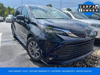 Used 2025 Toyota Sienna XLE FWD video 1