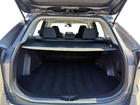 Used 2025 Toyota RAV4 XLE FWD image 17