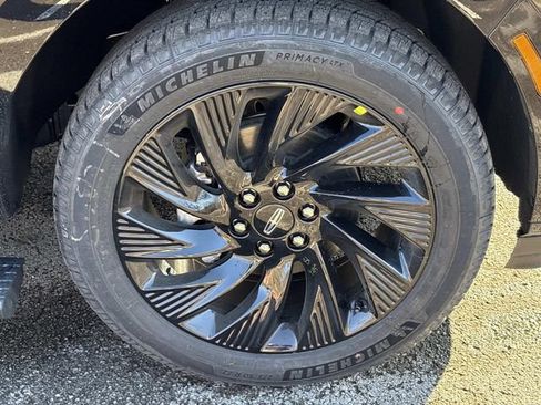 New 2026 Lincoln Navigator L Reserve w/ Jet Appearance Package image 9