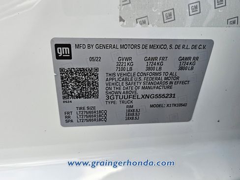 Used 2022 GMC Sierra 1500 AT4X image 14