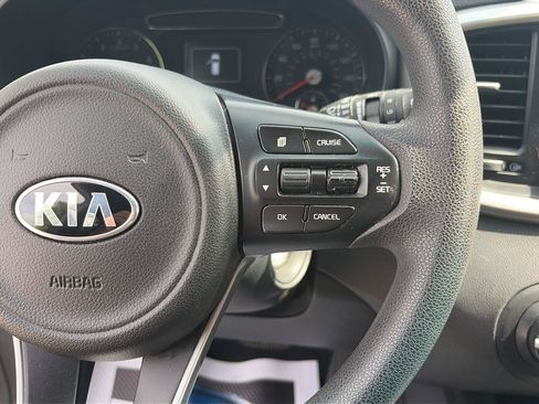 Used 2016 Kia Sorento L FWD image 18