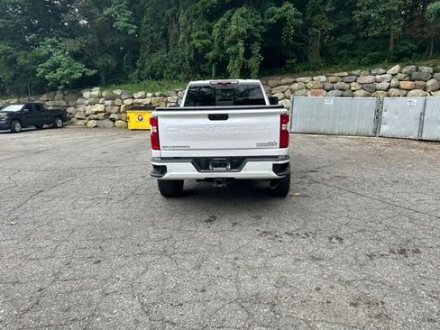 Used 2020 Chevrolet Silverado 2500 High Country w/ Z71 Off-Road Package AWD/4WD image 6
