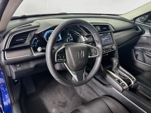 Used 2018 Honda Civic EX image 8