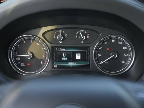 Used 2018 Buick Enclave Premium image 25