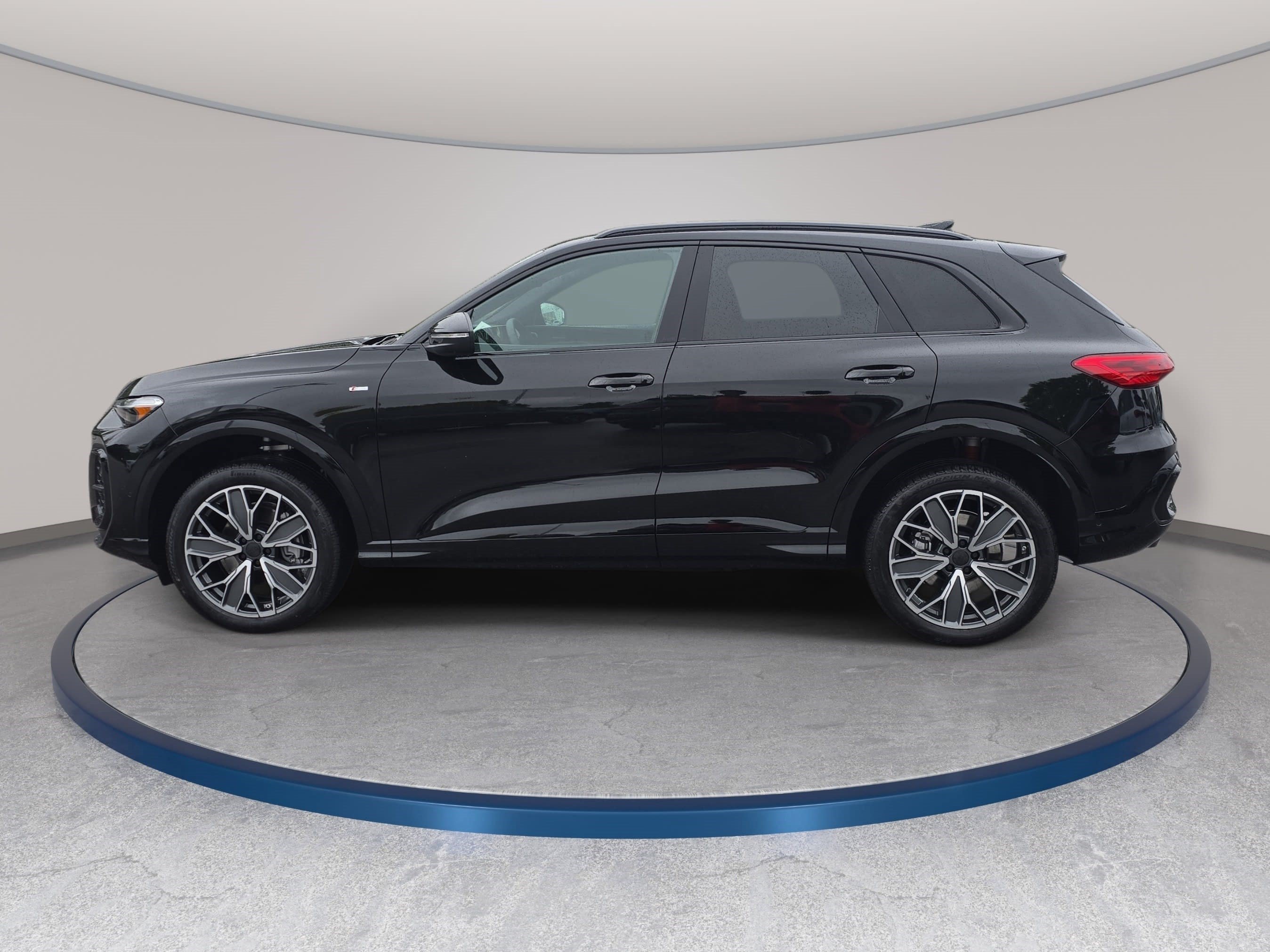 New 2026 Audi Q5 Premium Plus AWD/4WD image 8