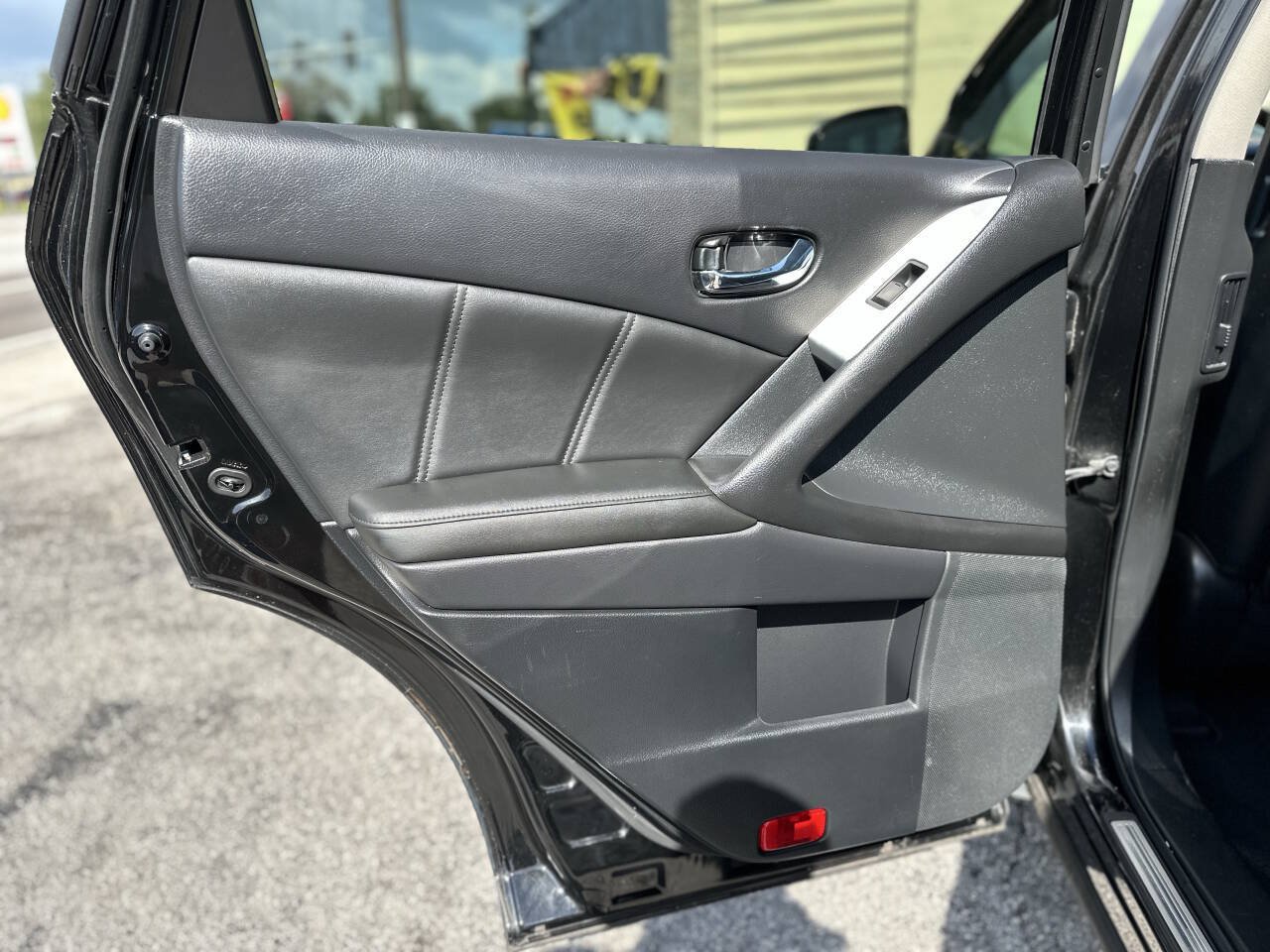 Used 2011 Nissan Murano SL AWD/4WD image 20