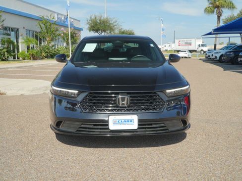Used 2024 Honda Accord Sport image 2