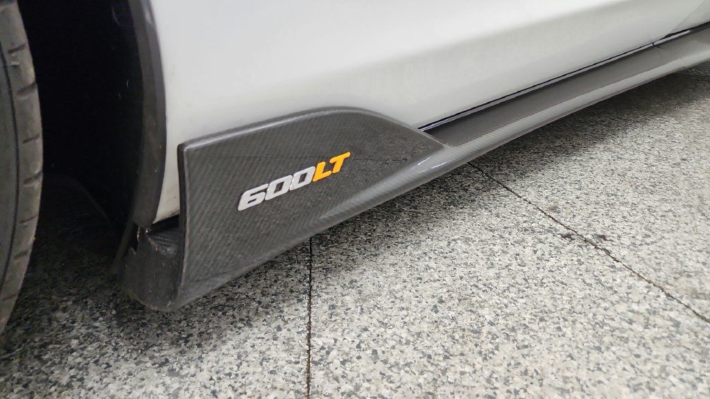 Used 2019 McLaren 600LT RWD image 15