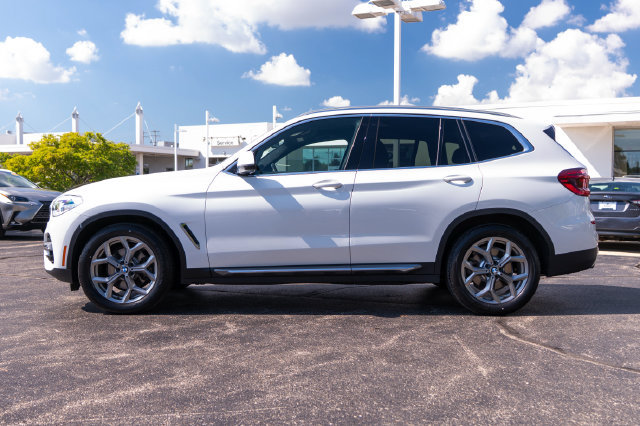 Used 2020 BMW X3 xDrive30i w/ Premium Package AWD/4WD image 2