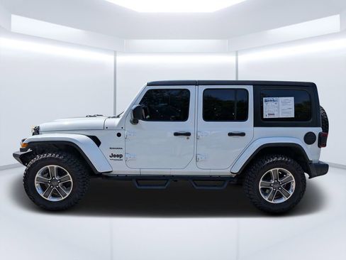 Used 2019 Jeep Wrangler Unlimited Sahara w/ Dual Top Group AWD/4WD image 5