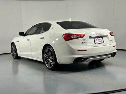 Used 2018 Maserati Ghibli S GranLusso image 5