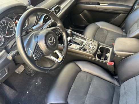 Used 2020 MAZDA CX-5 Touring FWD image 9