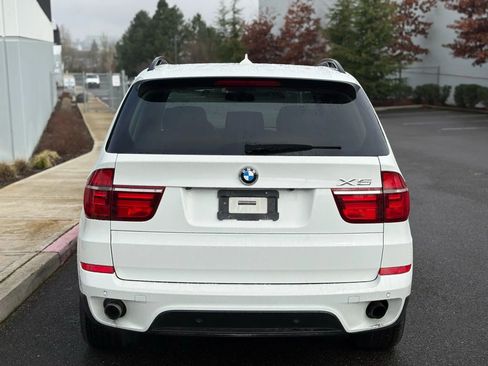 Used 2011 BMW X5 xDrive35i image 5