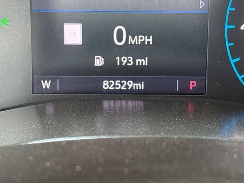 Used 2020 GMC Canyon SLE w/ Elevation Edition AWD/4WD image 38