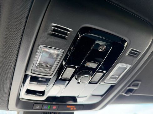 New 2026 GMC Yukon XL AT4 image 5