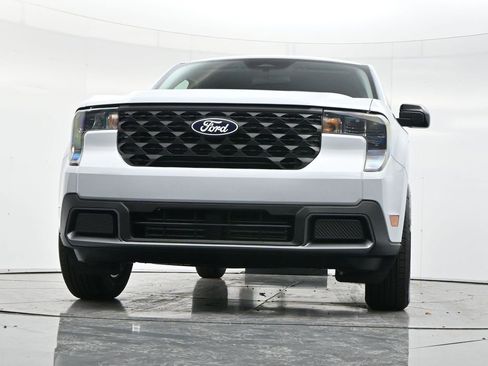 New 2025 Ford Maverick XLT w/ XLT Luxury Package image 46