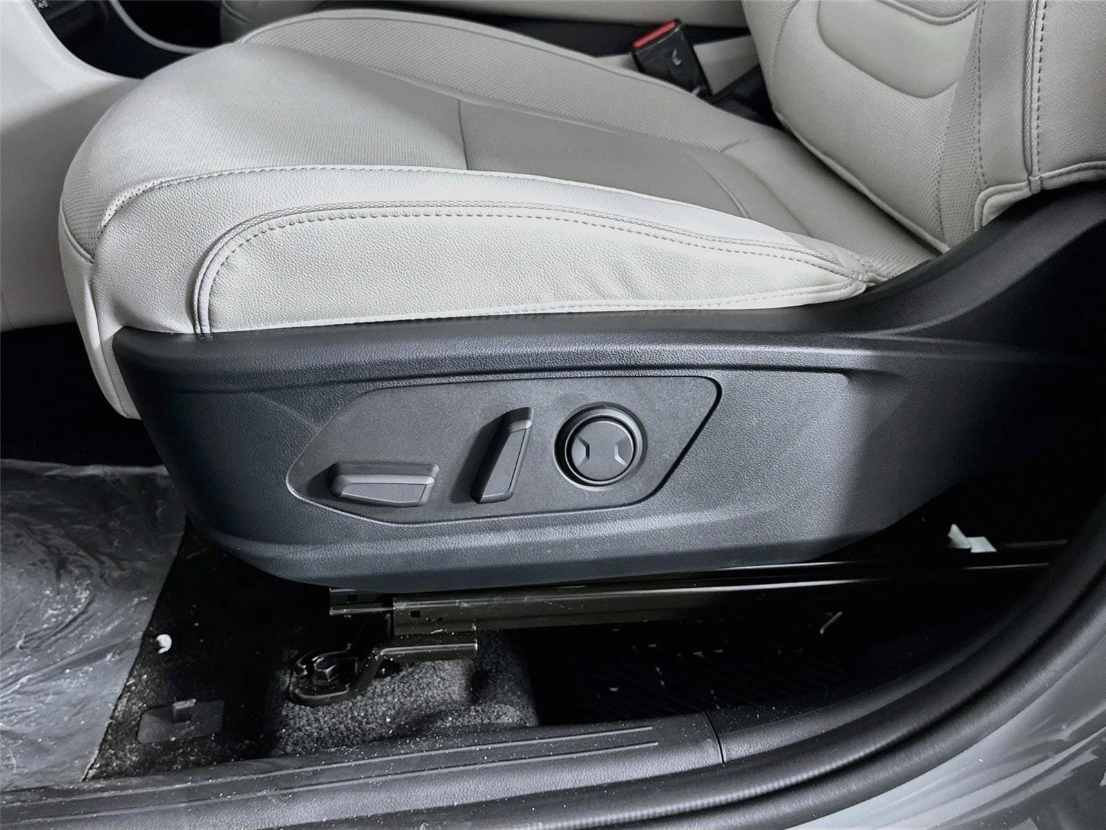 New 2026 Hyundai Tucson Limited FWD image 22