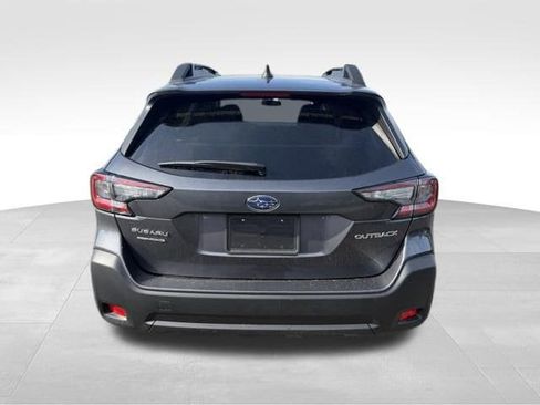 Certified 2025 Subaru Outback Premium AWD/4WD image 5