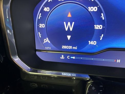 Used 2024 Chevrolet Silverado 2500 LT w/ Z71 Sport Edition image 11