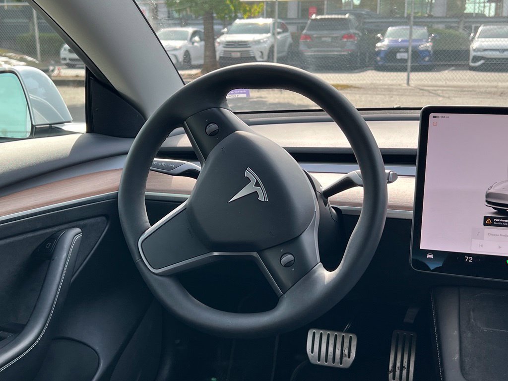 Used 2022 Tesla Model 3 Performance AWD/4WD image 16