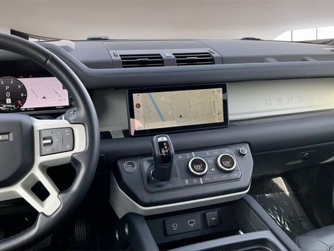 Certified 2024 Land Rover Defender 110 S image 9