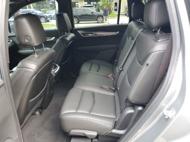 Certified 2024 Cadillac XT6 Luxury FWD image 13