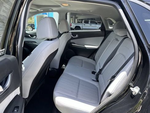 Used 2022 Hyundai Kona SEL w/ Convenience Package FWD image 27