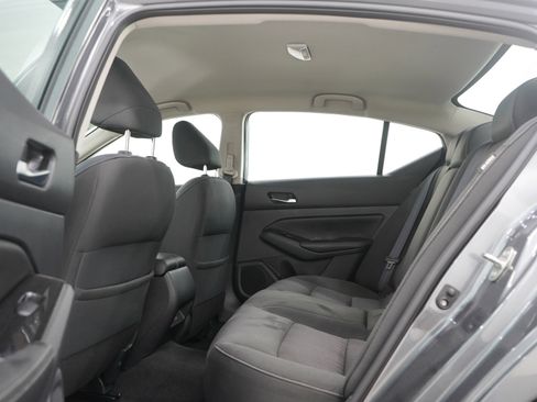 Used 2021 Nissan Altima 2.5 SV image 17