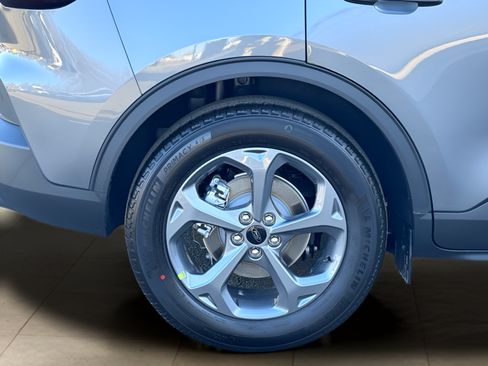 New 2026 Ford Escape ST-Line w/ Cold Weather Package FWD image 39