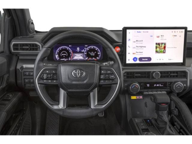 Used 2025 Toyota 4Runner SR5 AWD/4WD image 6
