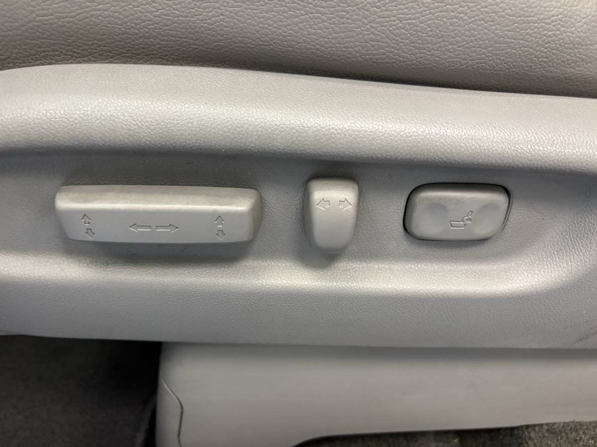 Used 2012 Honda Odyssey Touring image 22