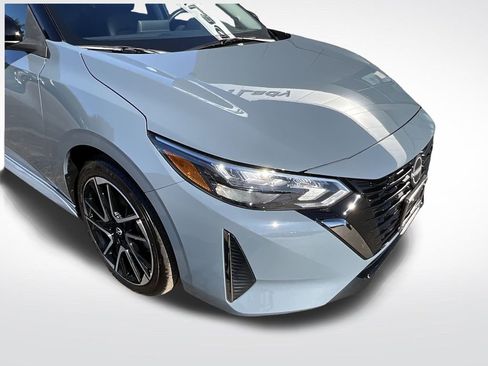Certified 2024 Nissan Sentra SR w/ SR Premium Package image 13