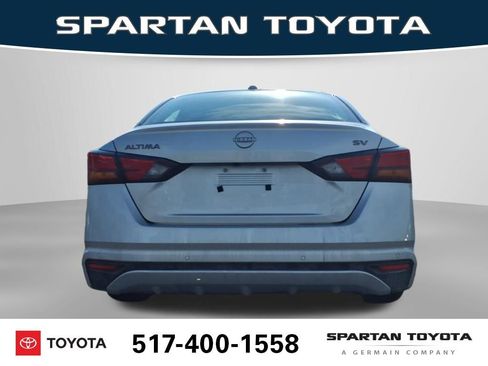 Used 2024 Nissan Altima 2.5 SV image 8