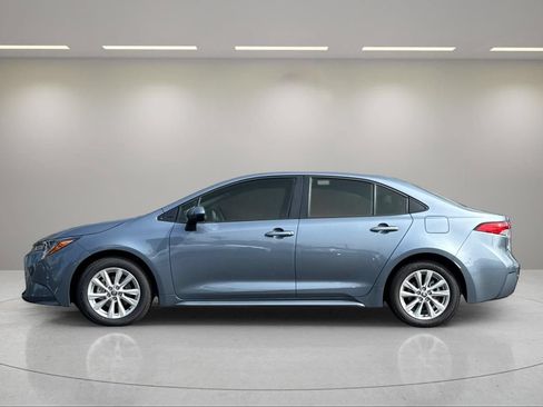 New 2026 Toyota Corolla LE FWD image 9