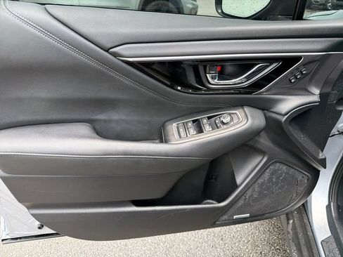 Certified 2025 Subaru Outback Limited XT AWD/4WD image 16